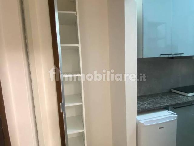 Monolocale via Bonaventura Zumbini 44, Barona, Milano