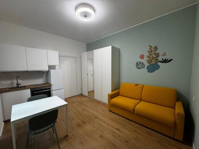 Monolocale via Carlo Marochetti 10, Corvetto, Milano