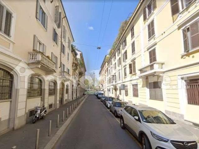 Monolocale via Clusone, Montenero, Milano