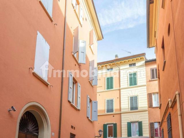 Monolocale via De' Giudei, Centro Storico, Bologna