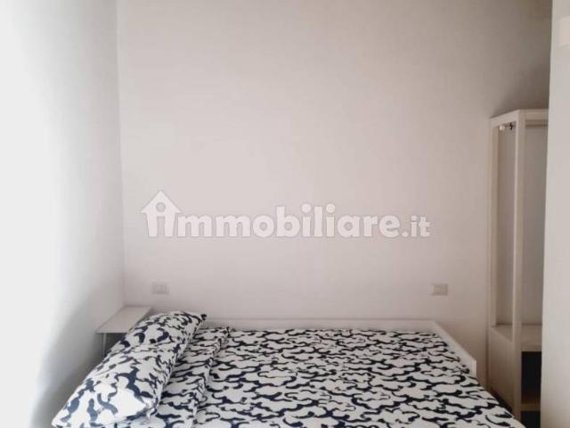 Monolocale via Francesco Arese 18, Zara, Milano