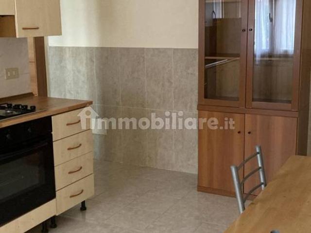 Monolocale via G. Desenzani 15, Centro, Castiglione delle Stiviere