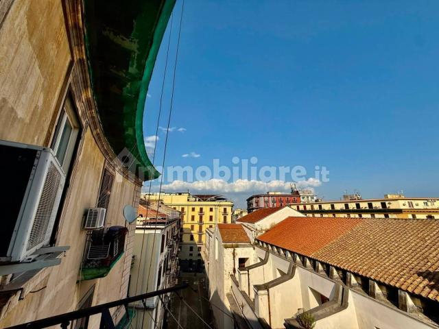 Monolocale via Giovanni Scherillo, Tribunali, Napoli