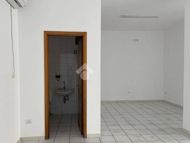 Monolocale via Giuseppe Parini 21, Grottaglie