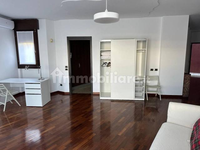 Monolocale via Grigna 24, Viale Elvezia Rondò, Monza