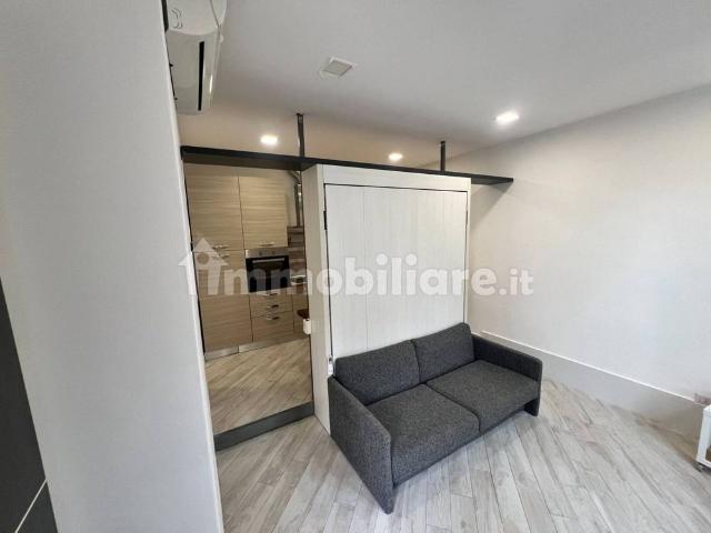 Monolocale via Imperatore Graziano 35, Niguarda, Milano