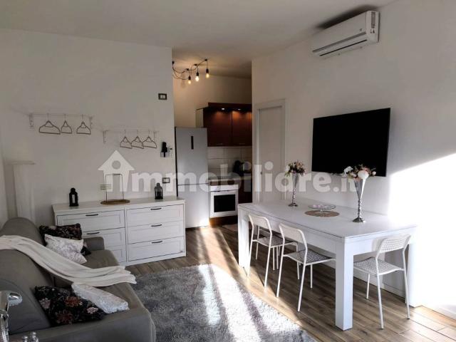 Monolocale via Padova 256, Crescenzago, Milano