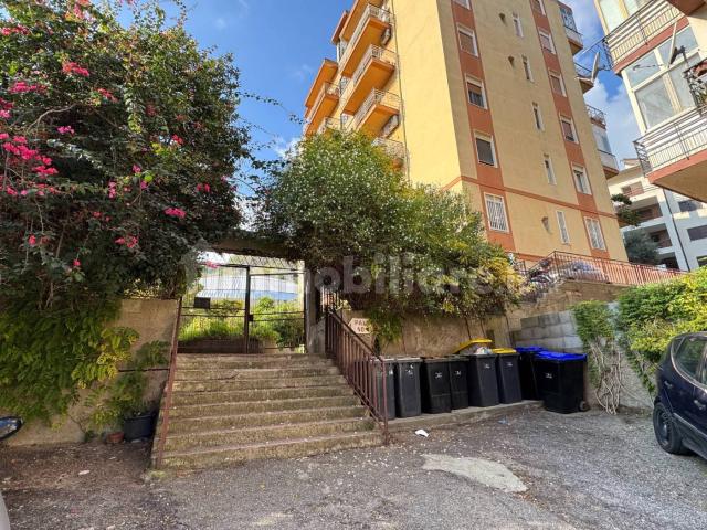 Monolocale via Pietro Castelli 83, Gravitelli, Messina