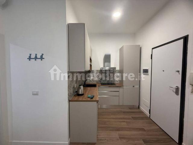 Monolocale via Pietro Orseolo, Solari, Milano
