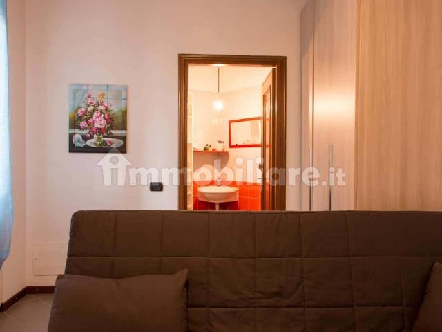 Monolocale via Porretta, Quarto Oggiaro, Milano