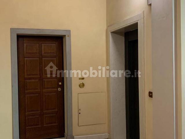 Monolocale via Santo Stefano 116, Santo Stefano, Bologna