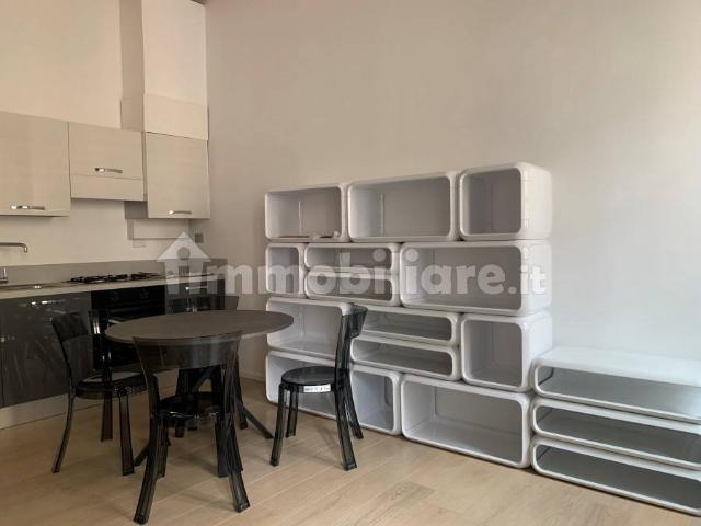 Monolocale via San Lazzaro 10, Borgo Teresiano, Trieste