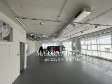 monolocale 170mq