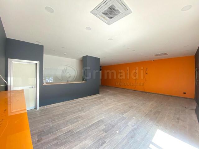 monolocale 120mq