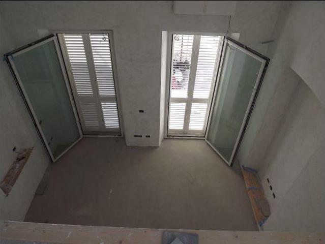 monolocale 130mq