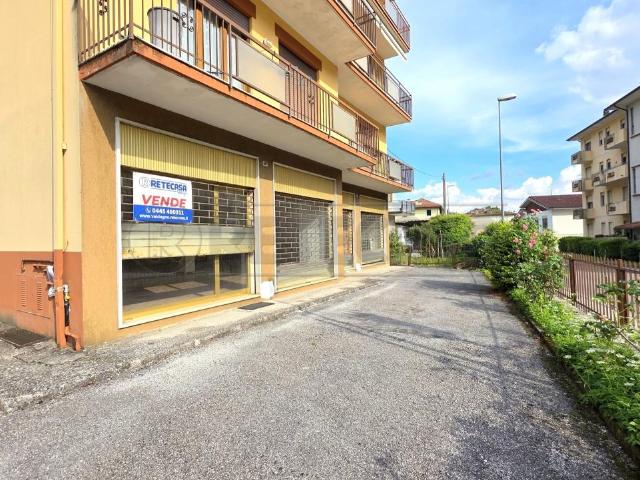 monolocale 130mq