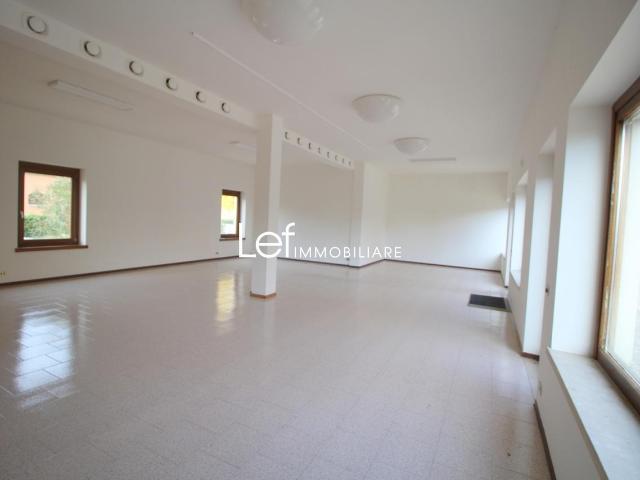 monolocale 132mq