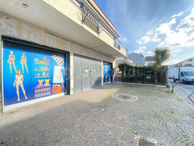 monolocale 260mq