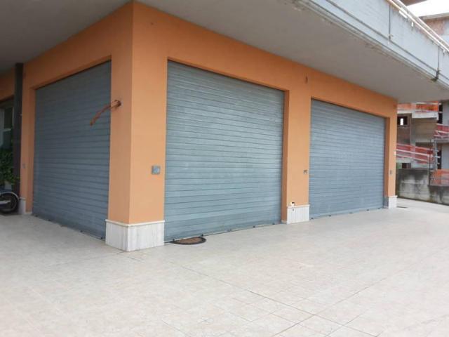 monolocale 288mq