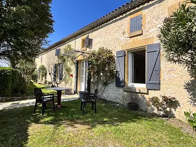 Monpazier 24540 Achat / Vente maison 5 pièces t5 au dernier étage