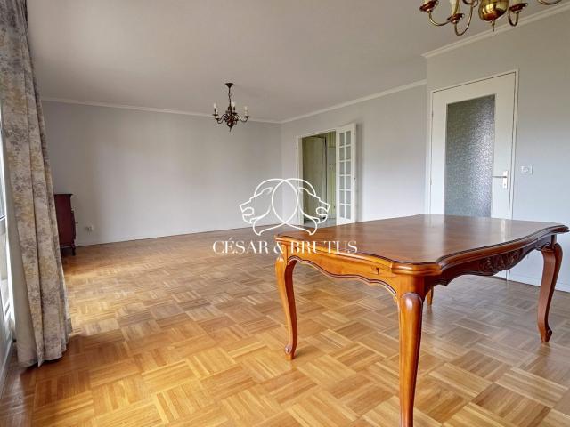MONPLAISIR/LUMIERE – T4 de 78 m² 2 Chambres – Double ext? 78m² Lyon 8ème