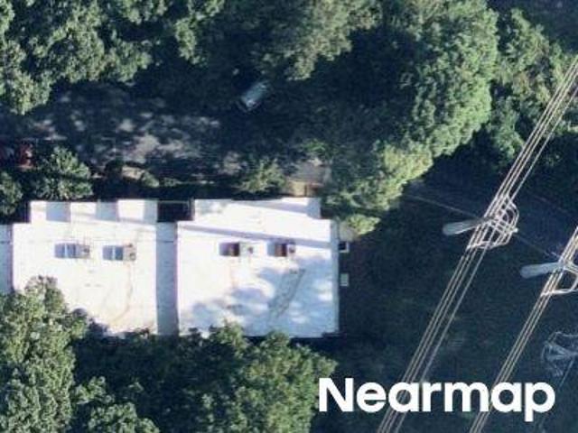 Monroe Dr NE