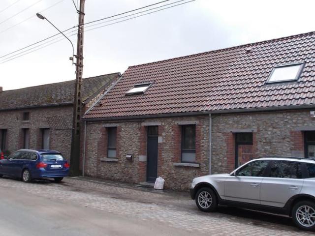 Mons St Denis close SHAPE 2km, 2 bedroom house with garde