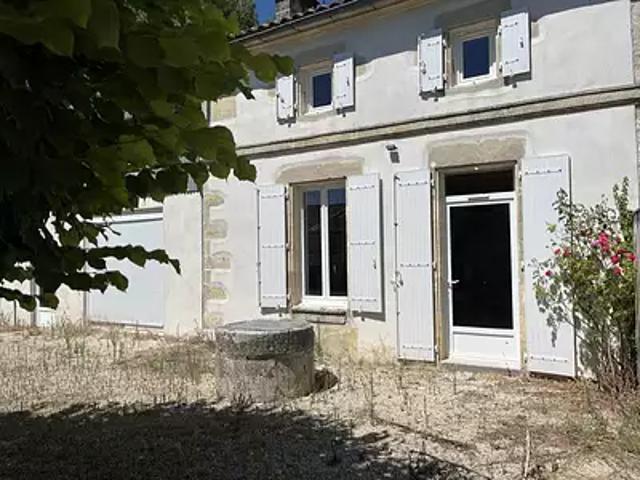 Mons 17160 Achat / Vente maison 4 pièces t4 au dernier étage parking