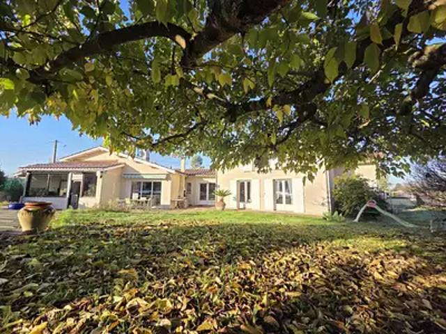 Monségur 33580 Achat / Vente maison 8 pièces t8 piscine