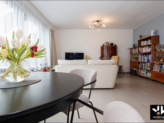 MOOI AFGEWERKT 2 SLAAPKAMER APPARTEMENT
