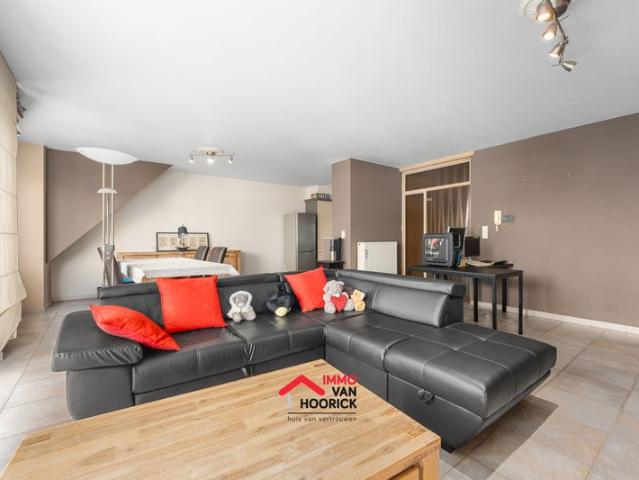 Mooi appartement met garage!