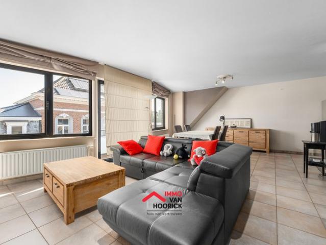 Mooi appartement met garage!