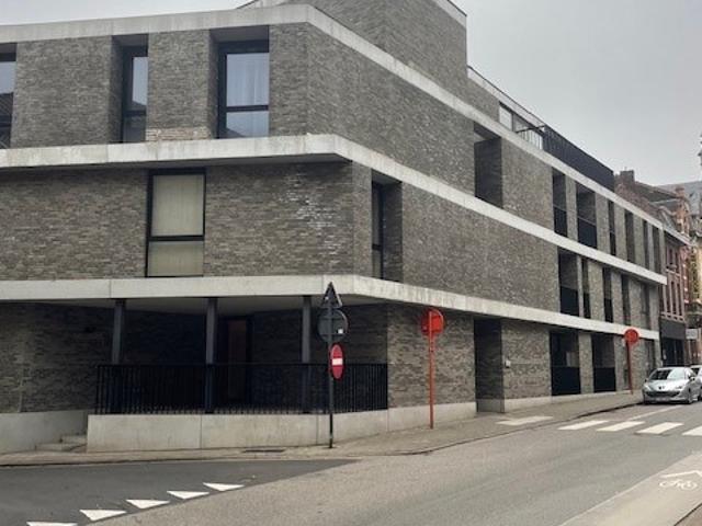 Mooi appartement Res De Roos met luxe afwerking, 2 slaapkamers en groot terras