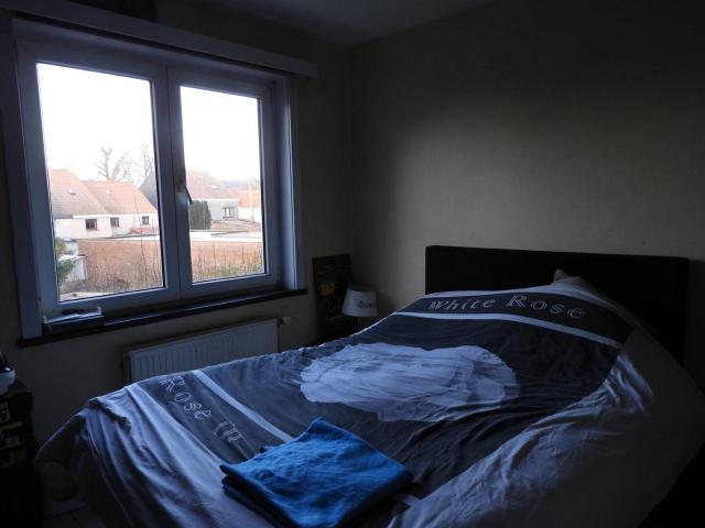 Mooi en zonnig appartement 1e verdiep