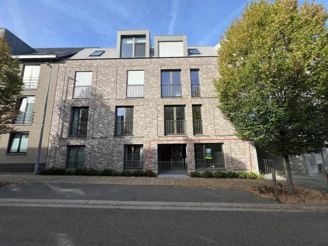 Mooi gelijkvloers appartement
