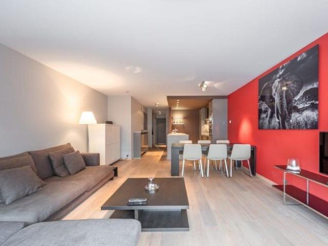 Mooi gemeubeld appartement op super locatie tussen de Zoutel