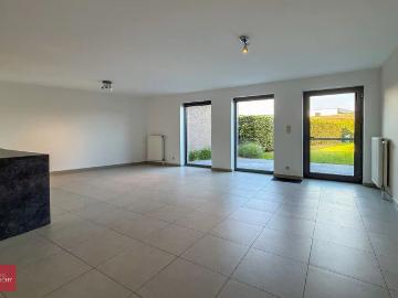 Mooi instapklaar gelijkvloers appartement met tuin en garage in centrum | Churchillstraat
