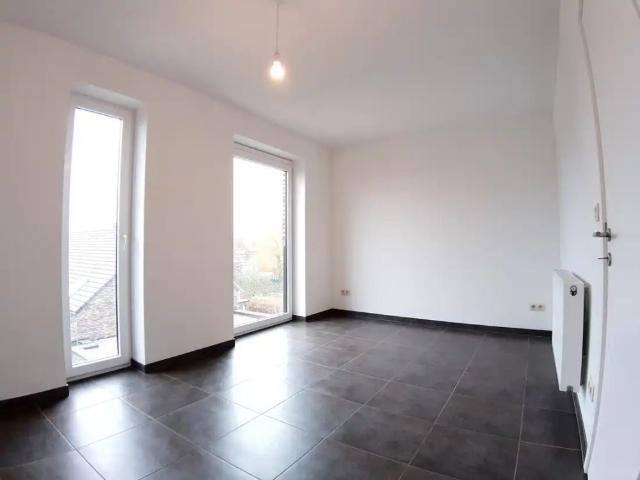 Mooi recent appartement te Bree