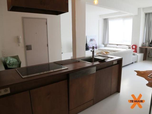 Mooi, volledig gemeubeld appartement in loftstijl!