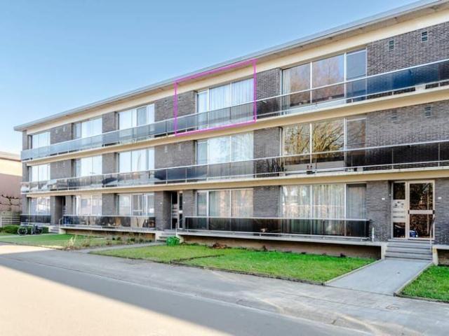 Mooi 2 slaapkamer appartement met autostaanplaats
