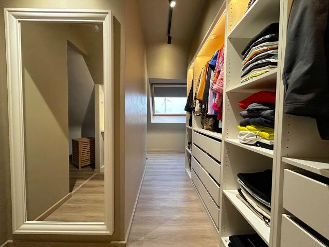 Mooie duplex met 2 slpkrs & 'loftgevoel' op Welleplein