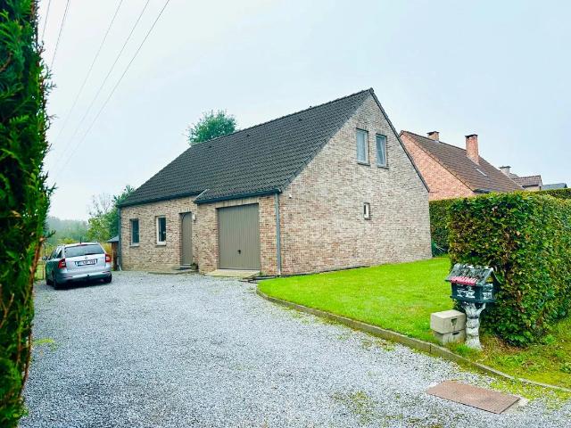 Mooie eigentijdse vrijstaande woning te Hechtel