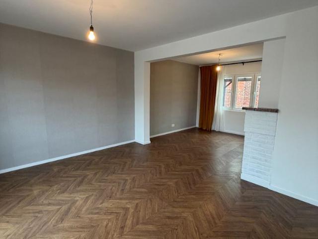 Mooie gerenoveerde woning met 2 slpks en tuin te huur in Ham