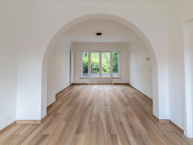 Mooie gerenoveerde woning met 3 slaapkamers