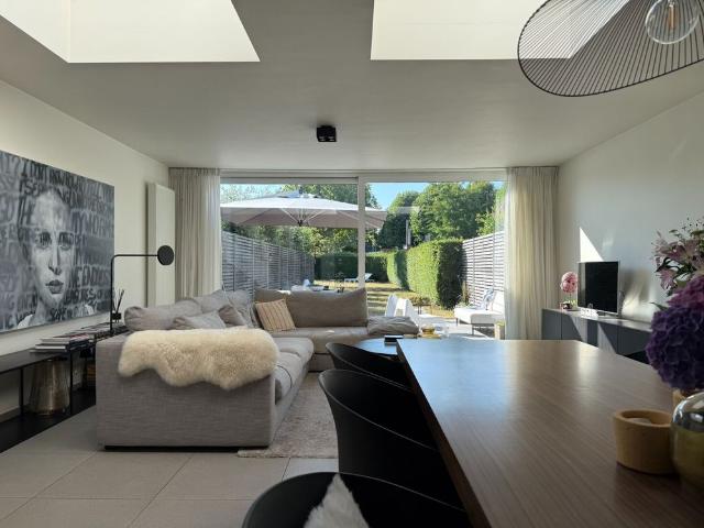 Mooie karaktervolle volledig vernieuwde burgerwoning met stadstuin | Boulezlaan