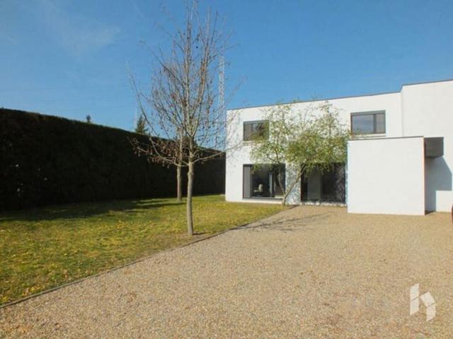 Mooie, moderne woning met 3 slaapkamers!