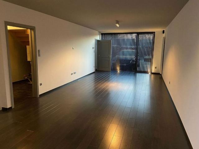Mooie recente woning in doodlopende straat