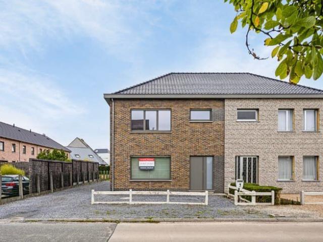 Mooie ruime woning, uitstekende ligging