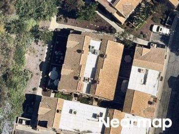 Moon Crest Ln E