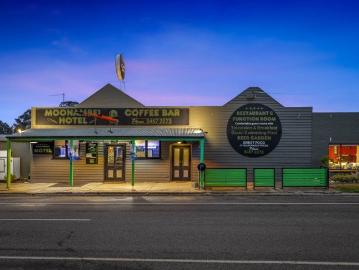 MOONAMBEL RESORT HOTEL ICONIC FREEHOLD PUB, BUSINESS & LIFESTYLE OPPORTUNITY